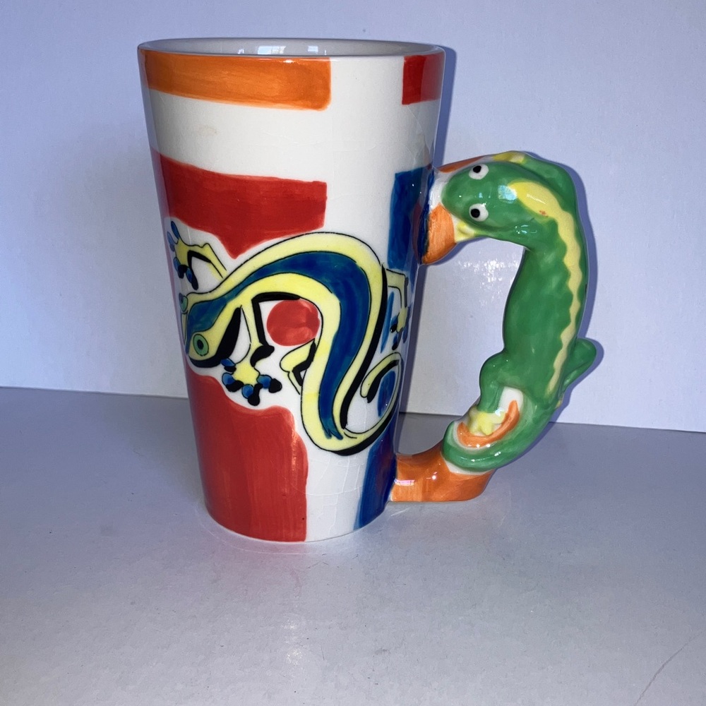 Colorful Lizard Handle Tall‎ Mug